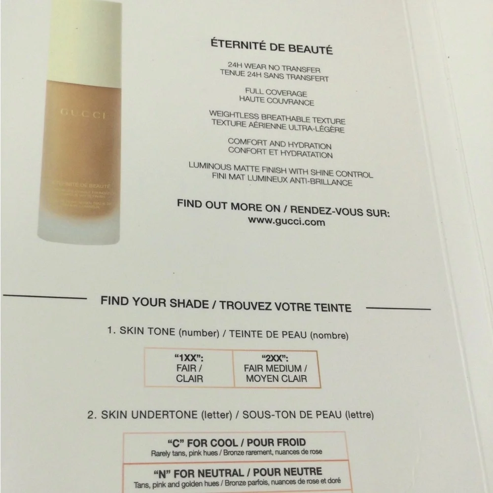 Gucci foundation sample card . New 2 pk bundle